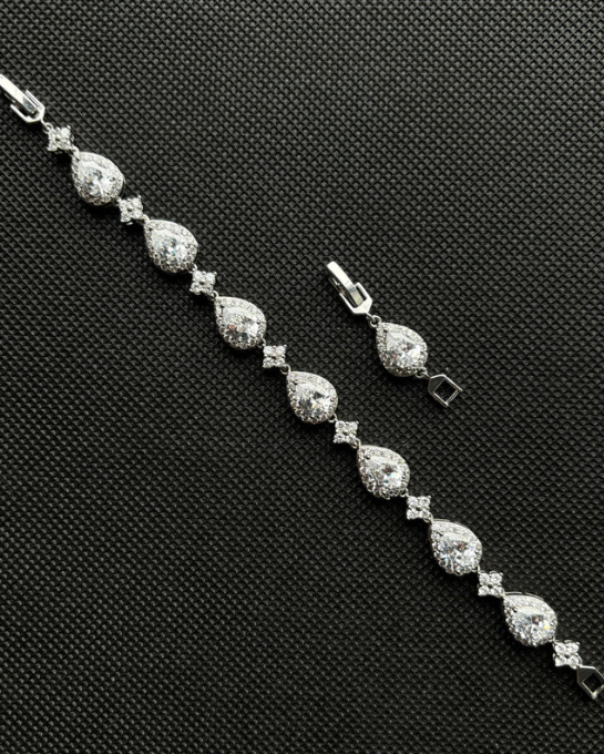 Celestia Bracelet