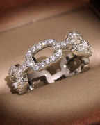 Riviera Chain Ring