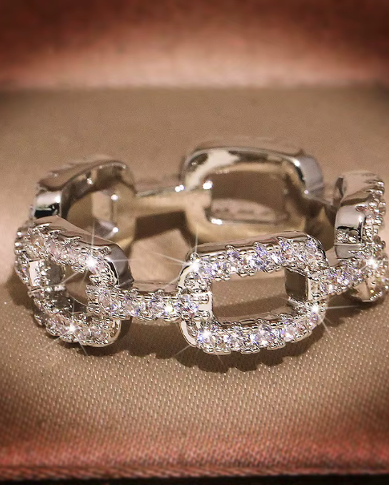Riviera Chain Ring