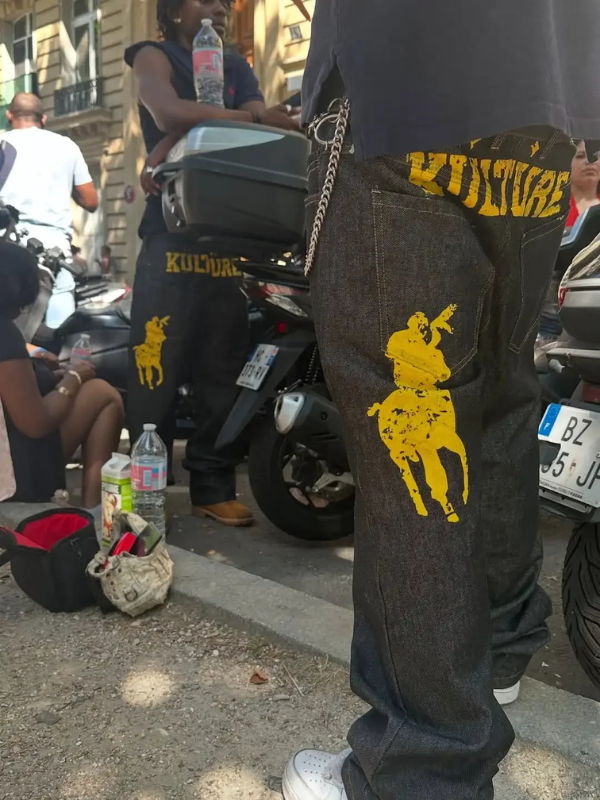 KÜLTÜRE FLARE JEANS PAS FAIT ❌