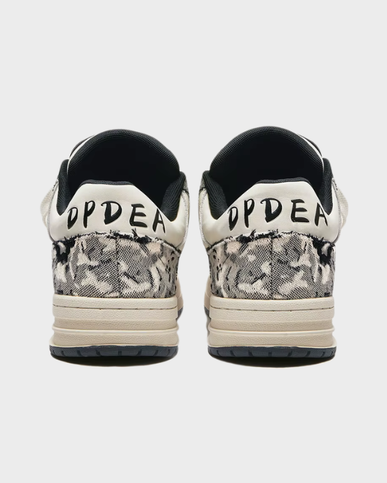 Fuzzy Low White Black Sneakers