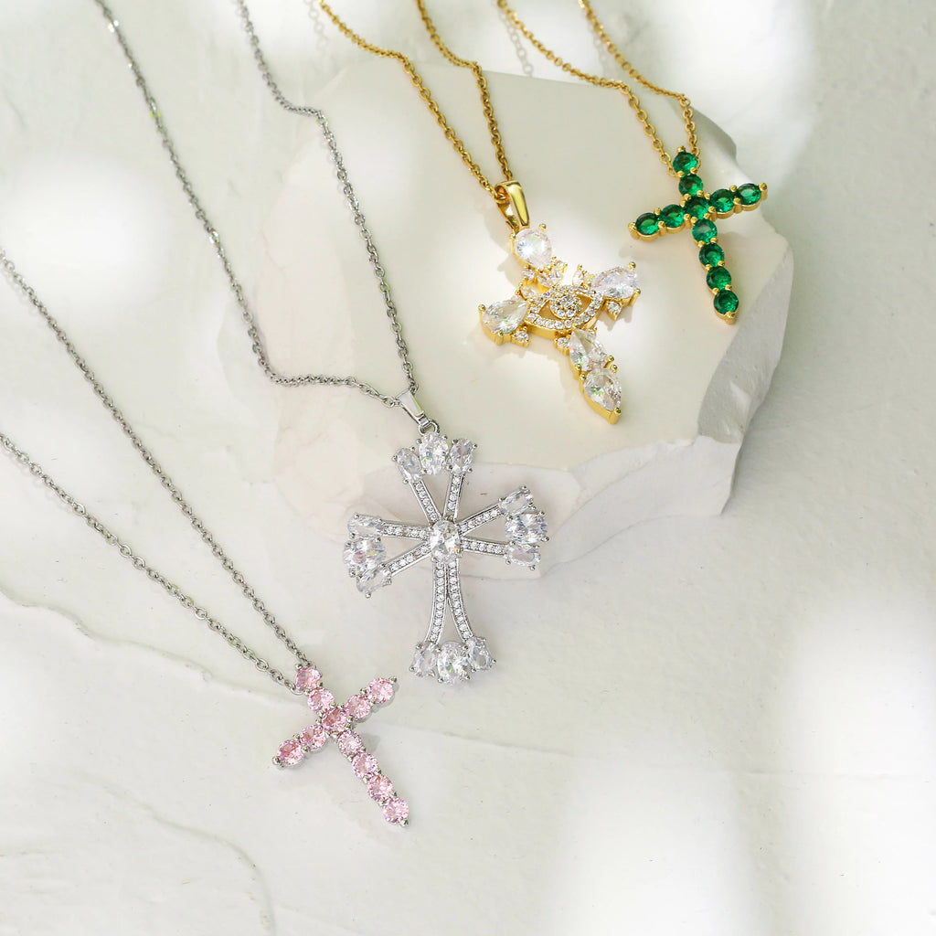 HECHENG,High Quality Crystal Shiny Zirconia Cubic Zircon Necklace Pendant Cross Jesus Christ Gold Colour Jewelry Gift for Women