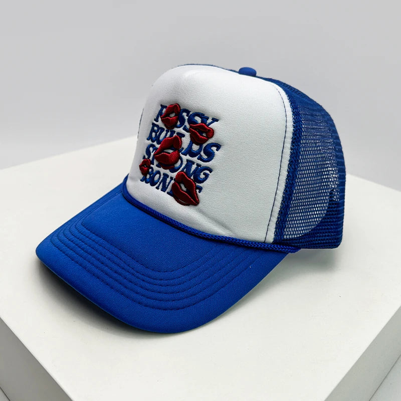 New Men Women American Style Embroidered Letters Lip  Baseball Hats Sunshade Versatile Breathable Niche Truck Cap Fashion Street