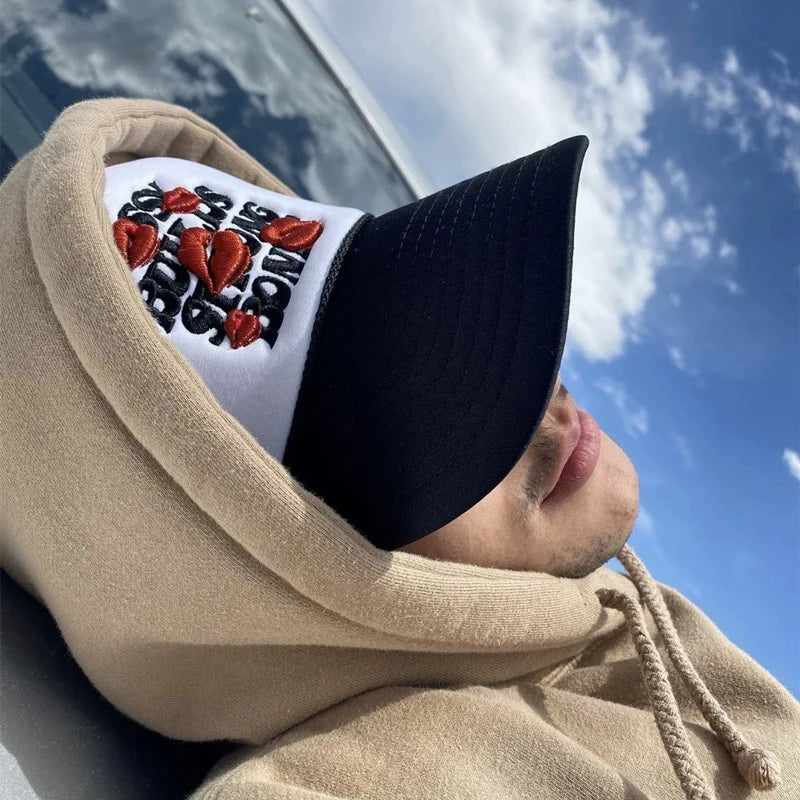 New Men Women American Style Embroidered Letters Lip  Baseball Hats Sunshade Versatile Breathable Niche Truck Cap Fashion Street