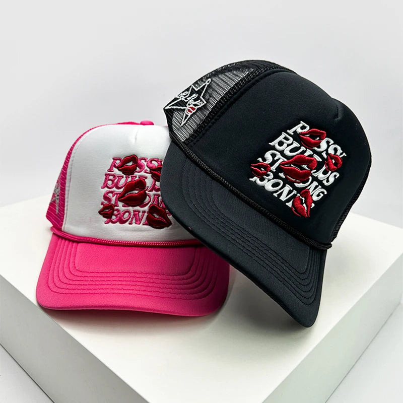 New Men Women American Style Embroidered Letters Lip  Baseball Hats Sunshade Versatile Breathable Niche Truck Cap Fashion Street